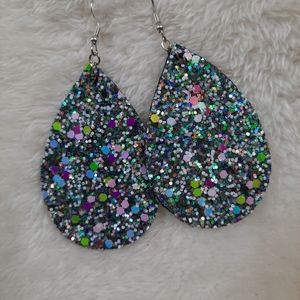 Glitter leather earrings